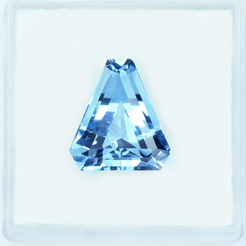 AQC828 extr1.jpg
